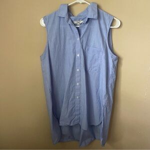 Madewell light blue button down top size medium